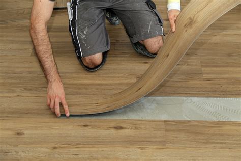 Pavimenti LVT: caratteristiche, costi e vantaggi.